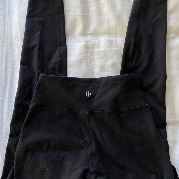 Black lululemon leggings - Picture 3 of 4